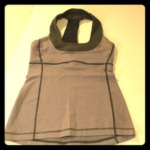 Lululemon size 4 top